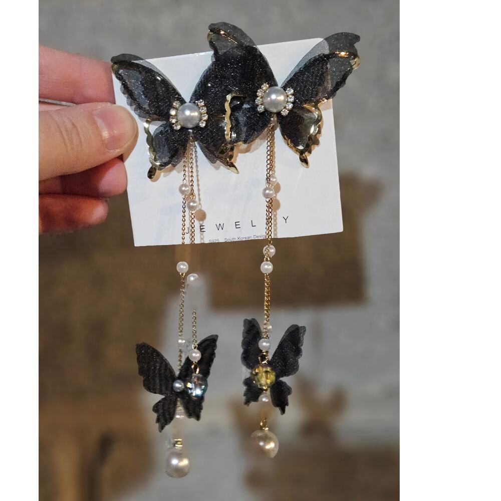 JEWELRY Fairy Goth Black Butterfly Dangle Tassel Earrings w/ Faux Pearl Accents
